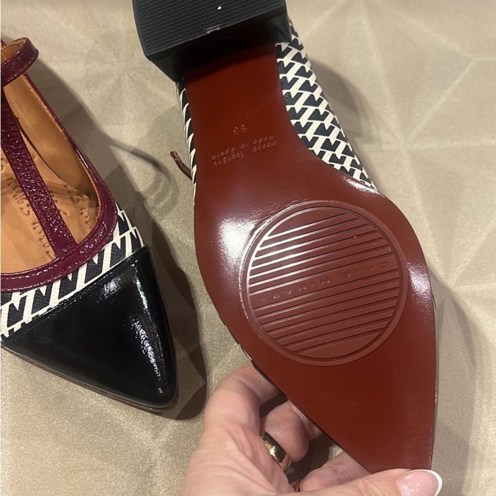 Chie Mihara T-Strap Block Heel Pumps NWT EU 36 Made in Spain Navy geometric - Picture 9 of 9